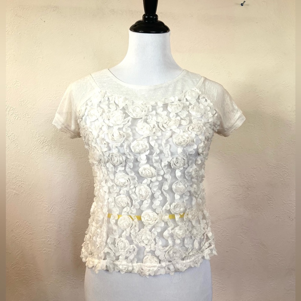 Flower detailed top